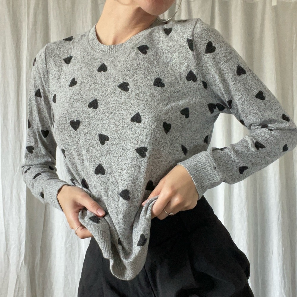 Gray Heart Patterned Women's Top